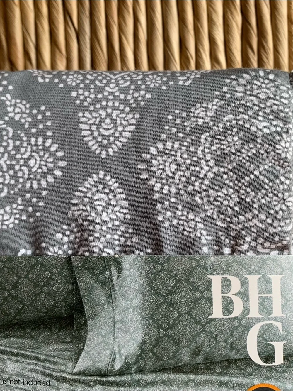 Better Homes and Gardens Performance Pillowcase set